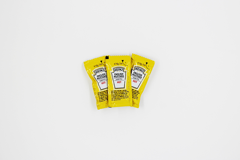 Heinz Eng Mustard Hot Sachet  250 x 7ml