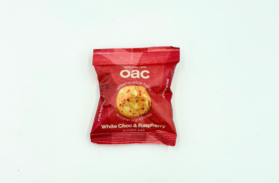 OAC White Chocolate & Raspberry Protein Ball 12x50g 